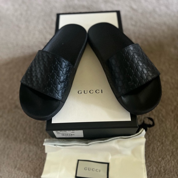 Authentic Gucci monogram women’s slides size 36 - Picture 4 of 7